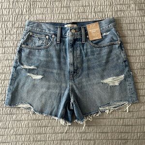 Madewell The Momjean Short 4 inch inseam Size 28